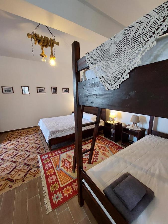 Guest House Gorani Berat Extérieur photo