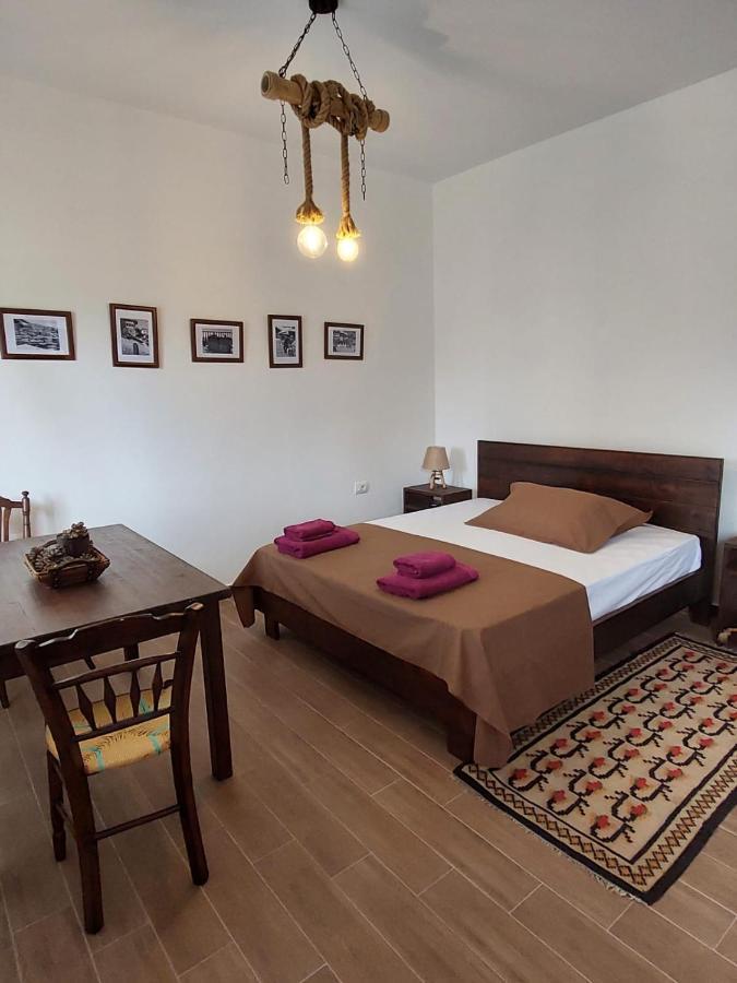 Guest House Gorani Berat Extérieur photo